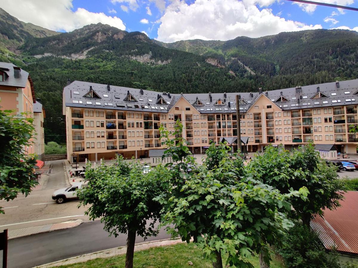 Appartamento "Leo Pixel" Avairent Canfranc Estacion Esterno foto