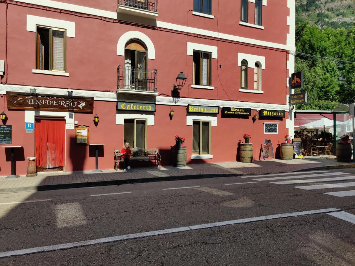 Appartamento "Leo Pixel" Avairent Canfranc Estacion Esterno foto