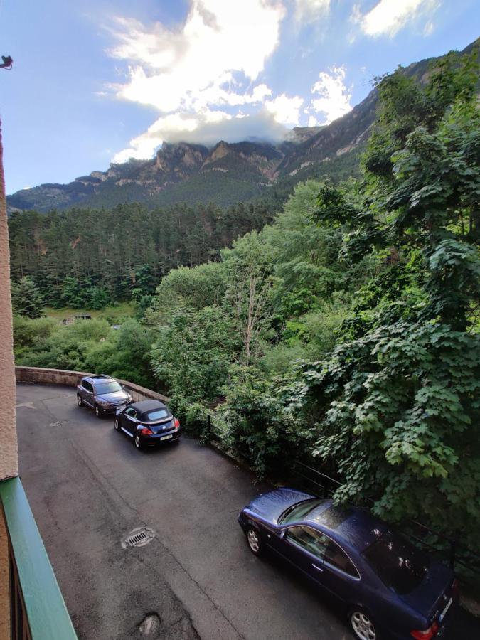 Appartamento "Leo Pixel" Avairent Canfranc Estacion Esterno foto